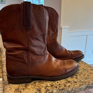 Frye Tan Leather Interior